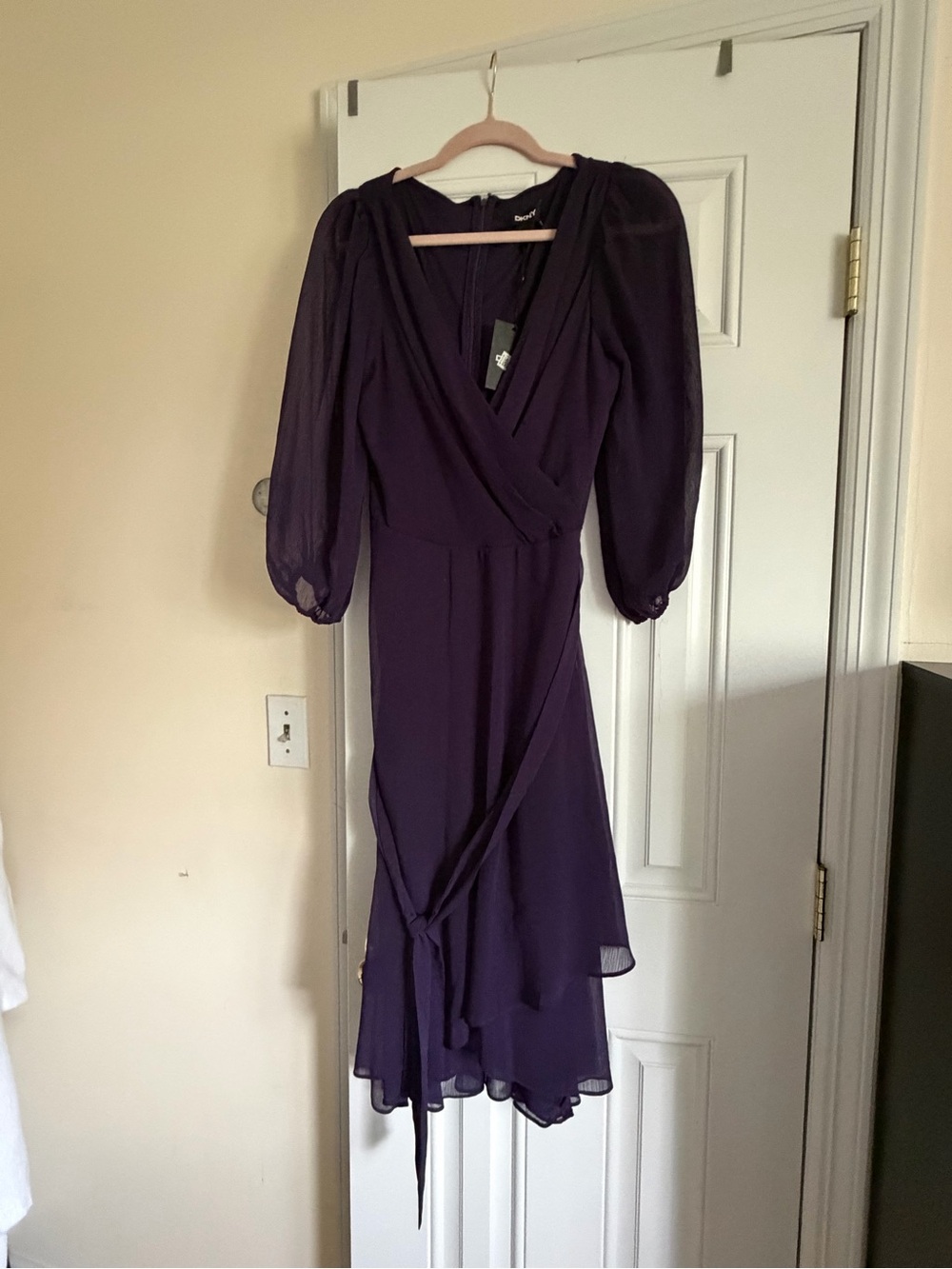 TITLE:
DKNY Purple Chiffon Wrap Midi Dress Size 12 NWT